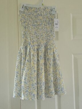 Young Women's Floral Smocked Sundress - Blue & Yellow
